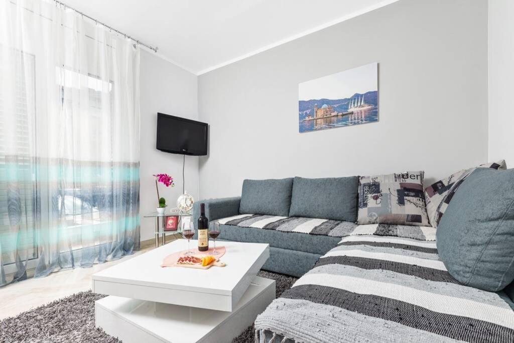 Apartment Milos 코토르 외부 사진